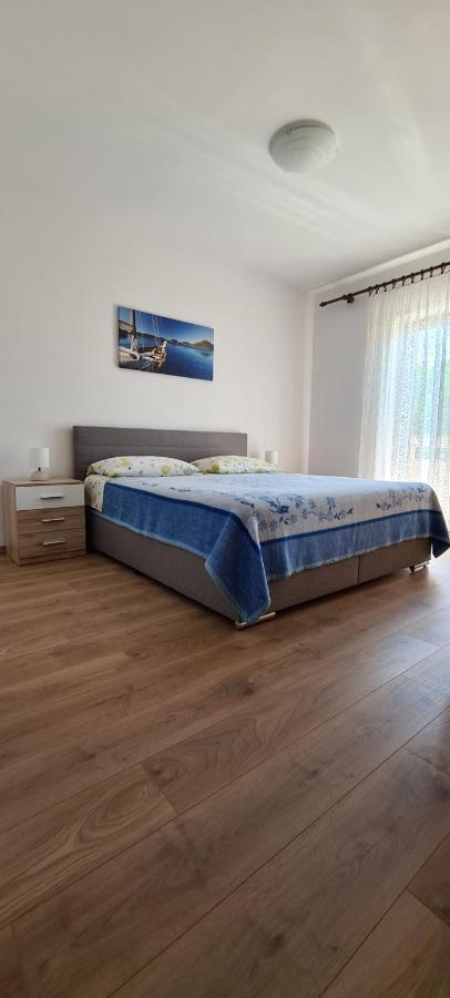 Apartments Jele Baška Buitenkant foto