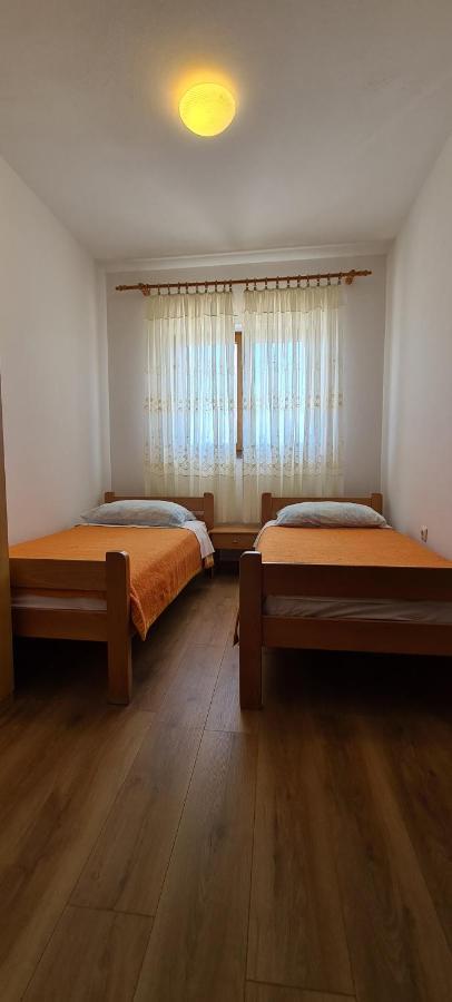 Apartments Jele Baška Buitenkant foto
